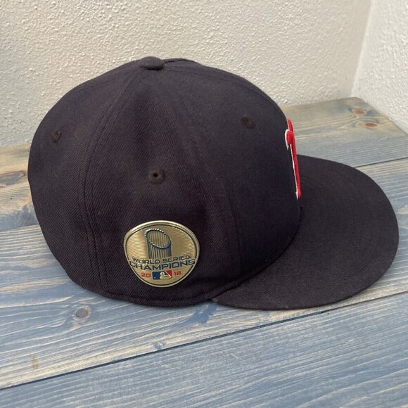 New Era Boston Red Sox 2018 World Series Patch 59Fifty On-Field Hat - 7 1/4 (D7) - Picture 3 of 6